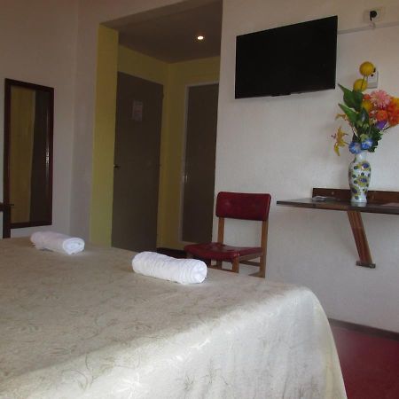 Hotel Ambassador Termas de Río Hondo Zewnętrze zdjęcie